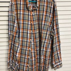 Men’s Casual Button Up Shirt.